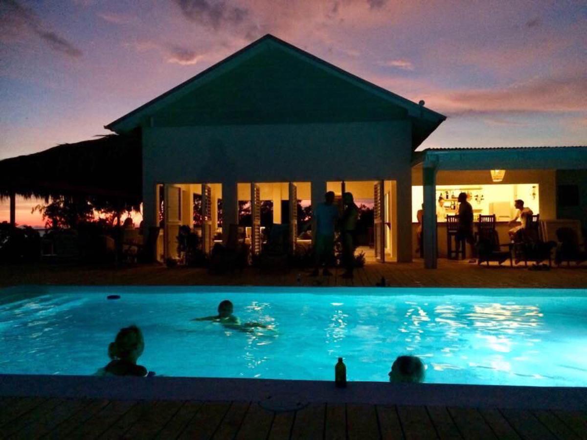 77 West Boutique Hotel Treasure Beach Exterior foto